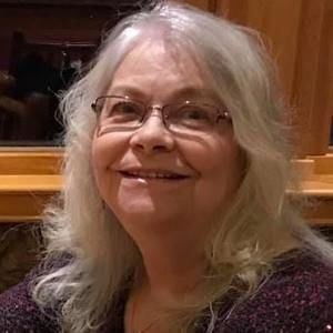 Meet your Posher, Joanie